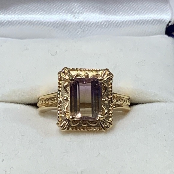 14K Gold Ring, Necklace & Earring Set - Picture 1 of 11